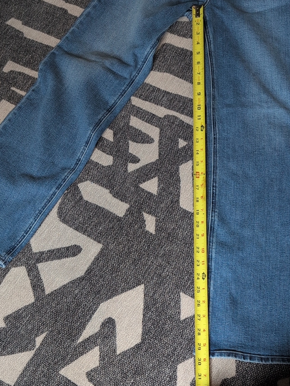 Quince Women's Bella Straight Leg Jean - Picture 4 of 6
